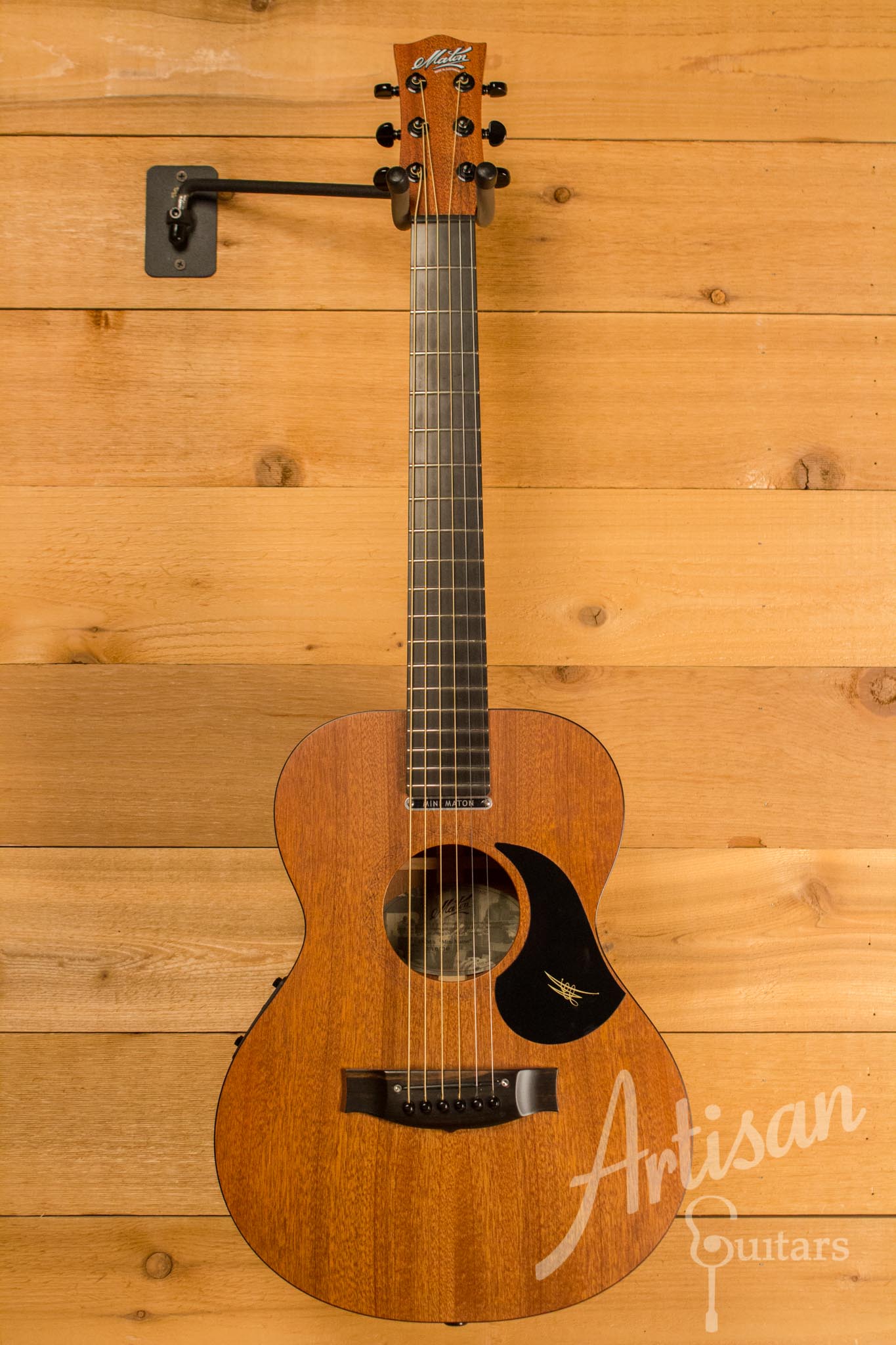 Maton EMM 6 Mini Maton Guitar All Mahogany Pre-Owned 2014 ID-10715 - Artisan Guitars