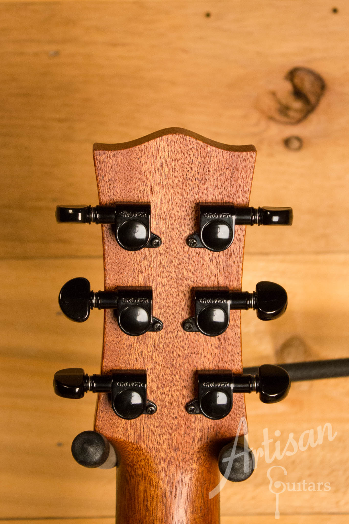 Maton EMM 6 Mini Maton Guitar All Mahogany Pre-Owned 2014 ID-10715 - Artisan Guitars
