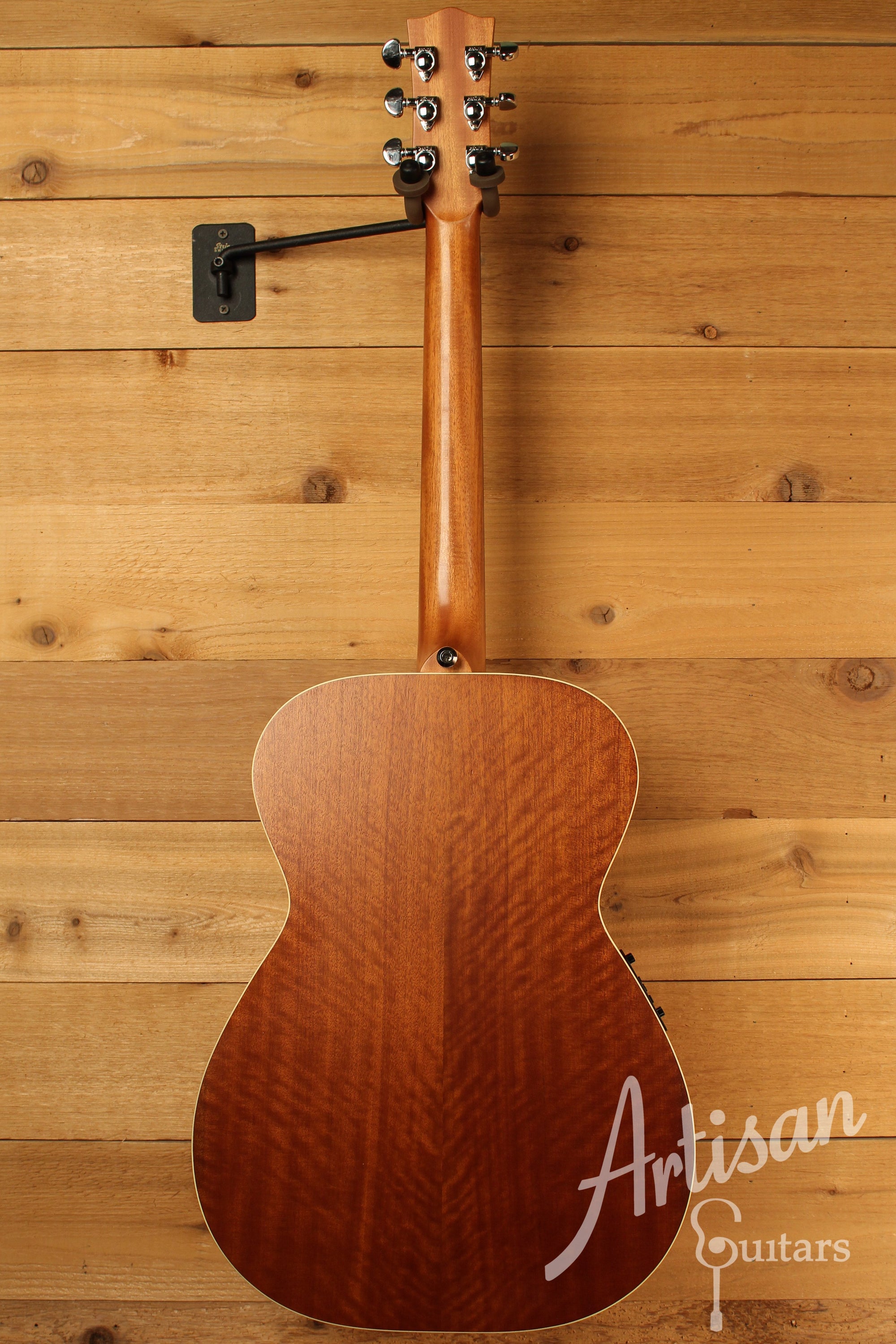 Maton Custom Shop T.E Personal Guitar Sitka Spruce & Queensland Maple Pre-Owned 2016 ID-12617 - Artisan Guitars