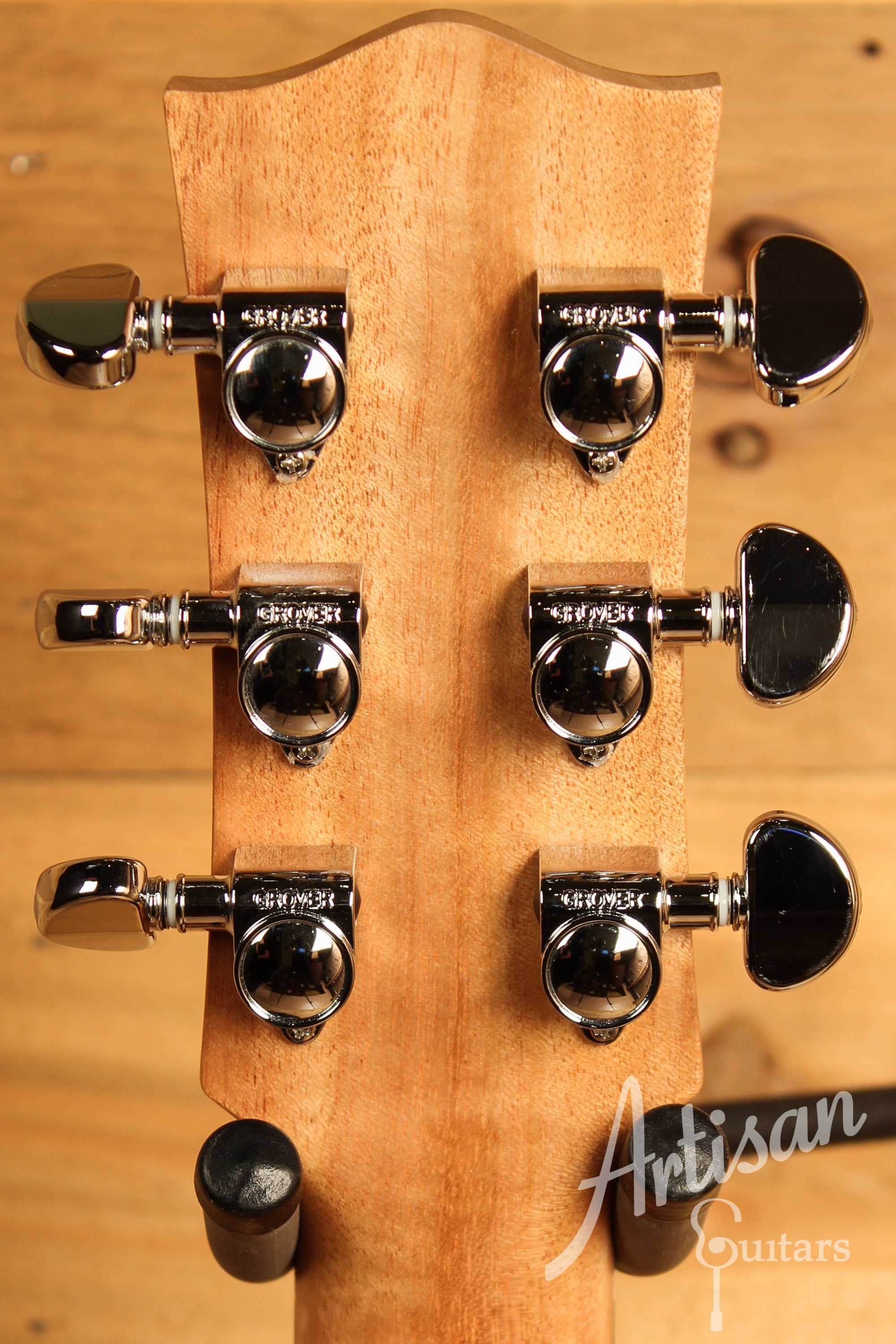 Maton EBW70C Blackwood Dreadnought w/ AP5 Pro ID-12371 - Artisan Guitars