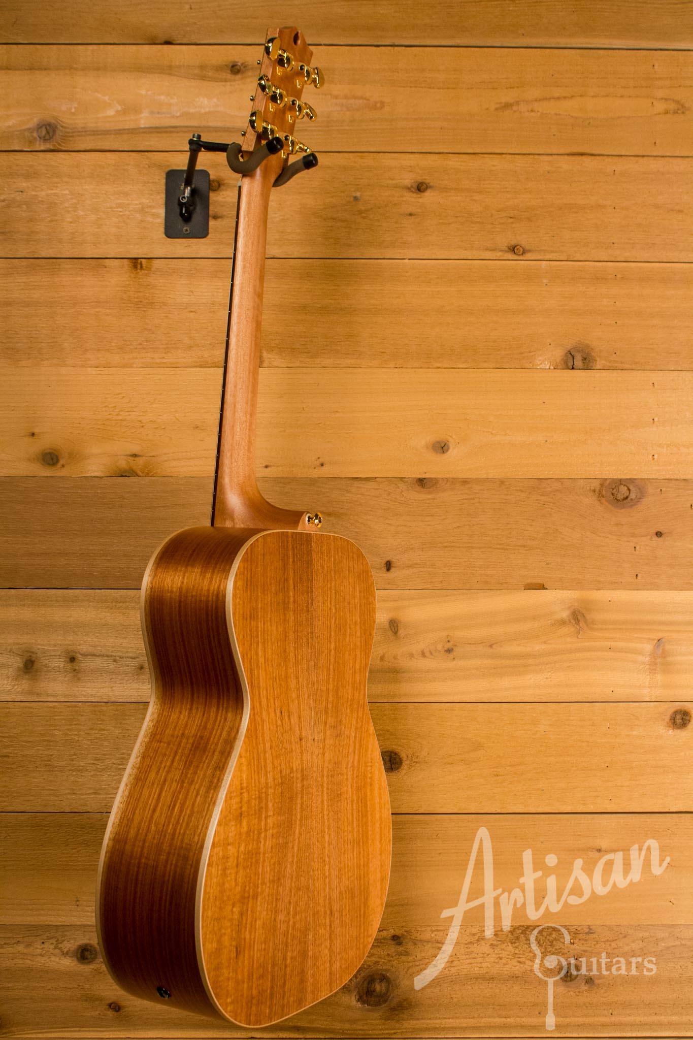 Maton EBG808 Artist Series Sitka Spruce and Blackwood ID-10718 - Artisan Guitars