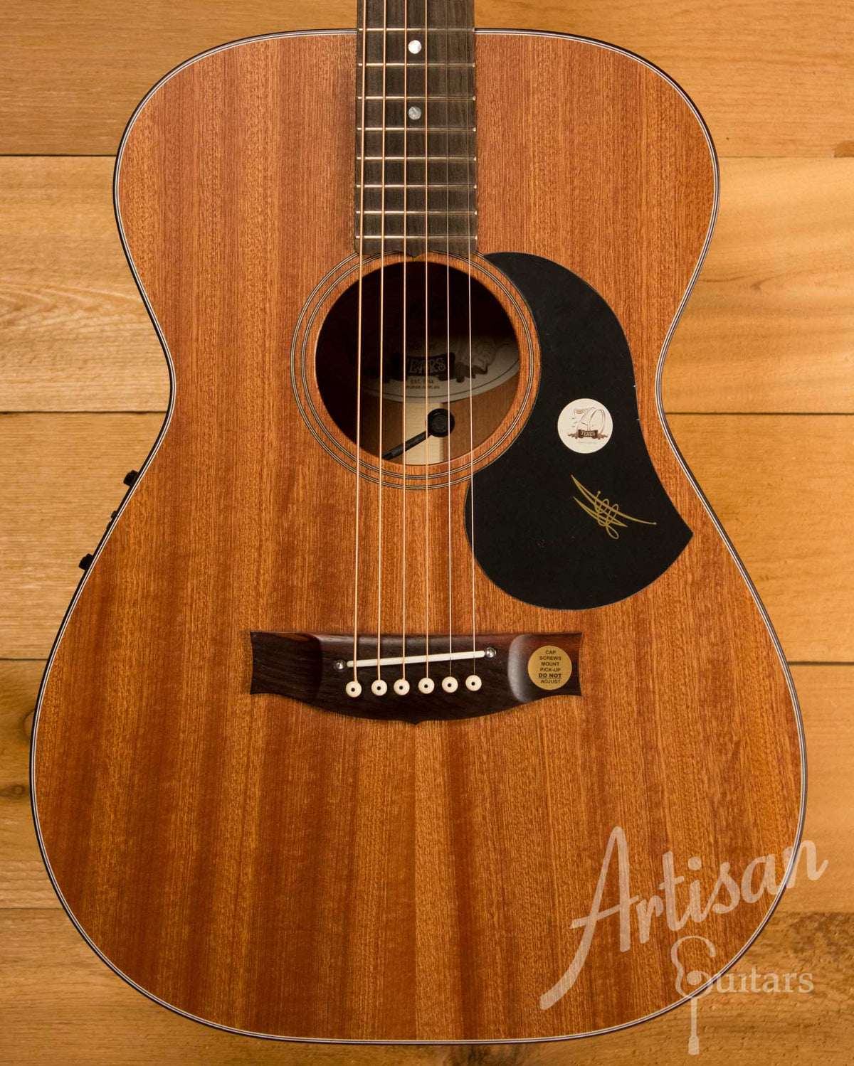 Maton M808 Guitar Sapele Top, Back, and Sides with AP5 Pro pickup ID-10720 - Artisan Guitars