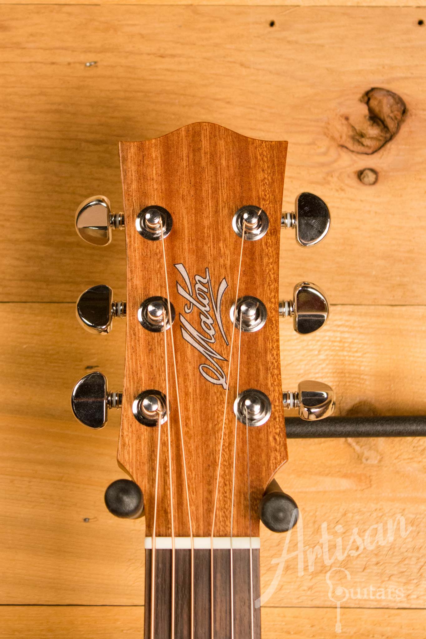 Maton SRS808C Guitar Western Red Cedar and Solid Blackwood Cutaway ID-10721 - Artisan Guitars