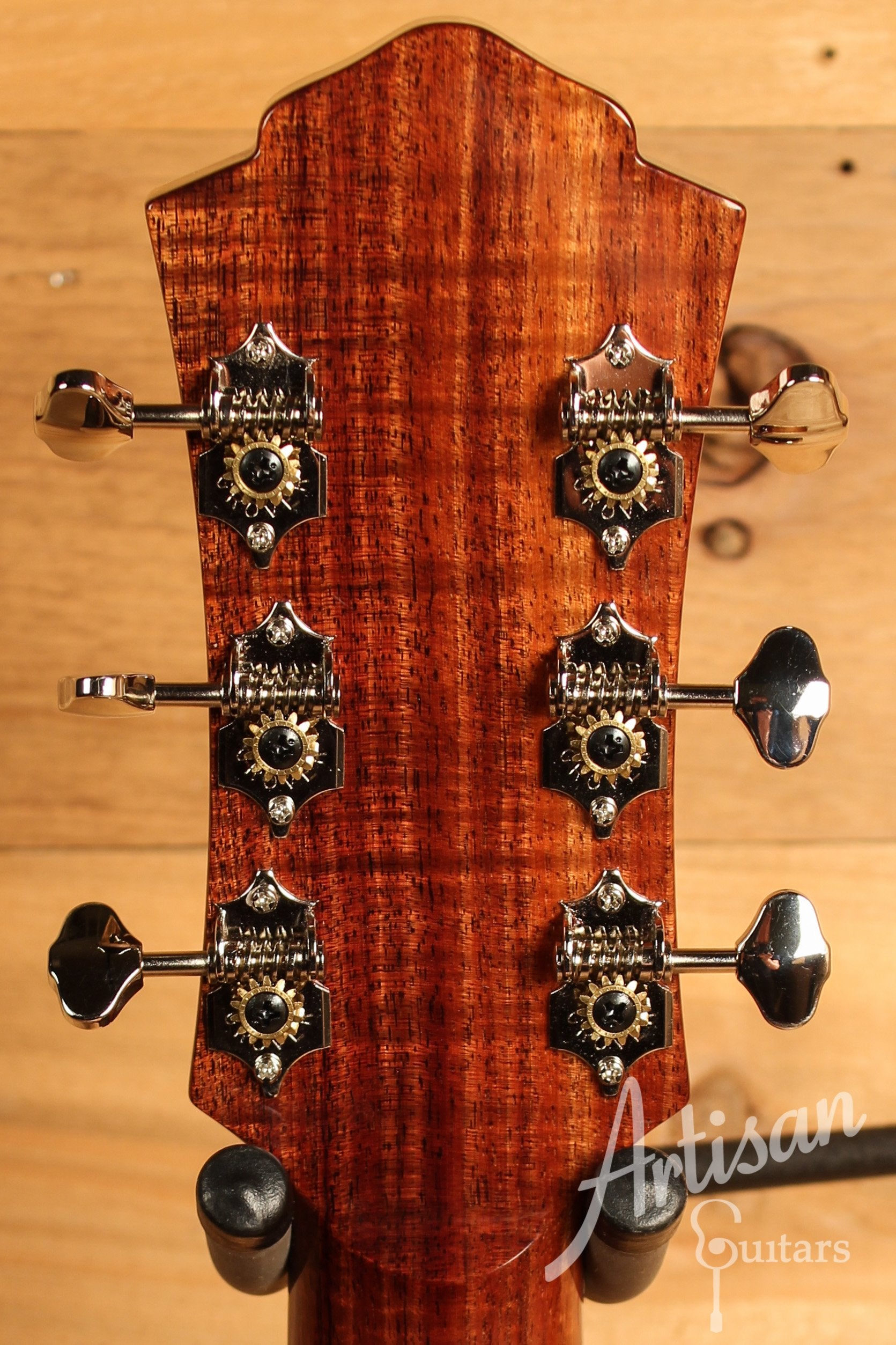 Maton Custom Shop Classic w/ Custom Thin Traditional Body & W.A. May Appointments ID-12372 - Artisan Guitars