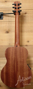 Maton EMM-6 Solid Mini Maton All Mahogany with AP5 Pro ID-9088 - Artisan Guitars