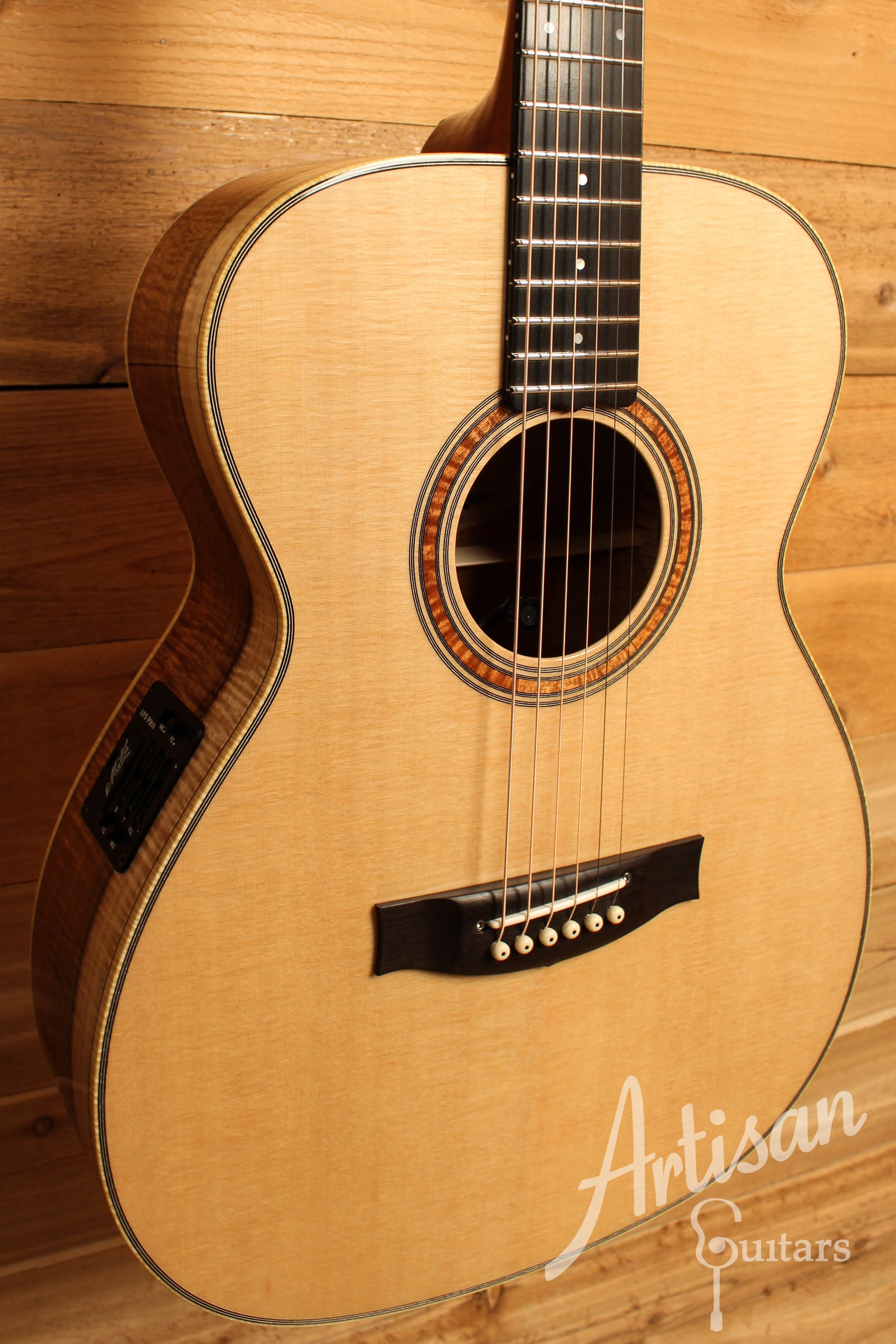 Maton Custom Shop Classic w/ Custom Thin Traditional Body & W.A. May Appointments ID-12372 - Artisan Guitars