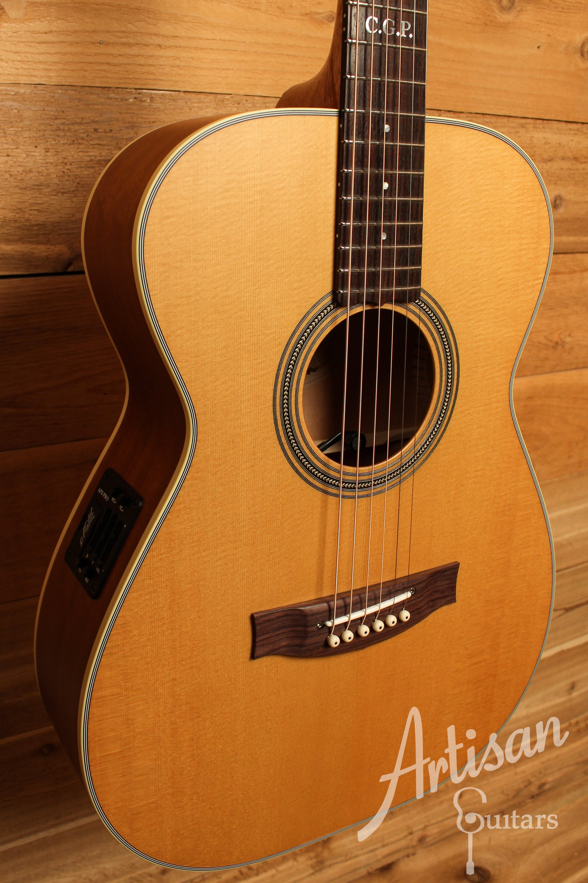 Maton Custom Shop TE Personal Thinline Guitar "AAA" Sitka Spruce and AAA" Figured Queensland Maple ID-12373 - Artisan Guitars