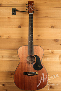 Maton EBW808 Guitar w/ Blackwood Top, Back & Sides w/ AP5 Pro Pickup System ID-12375 - Artisan Guitars