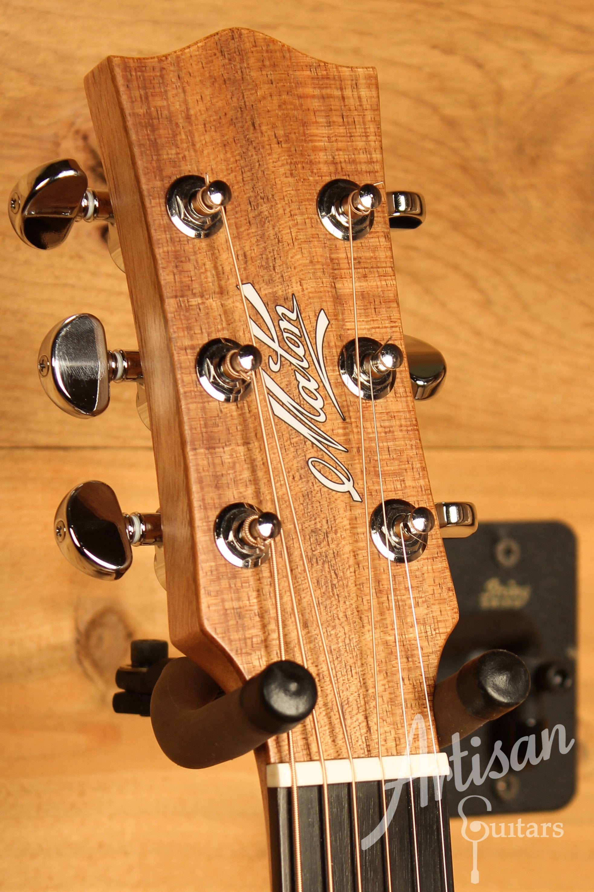 Maton EBW808 Guitar w/ Blackwood Top, Back & Sides w/ AP5 Pro Pickup System ID-12375 - Artisan Guitars