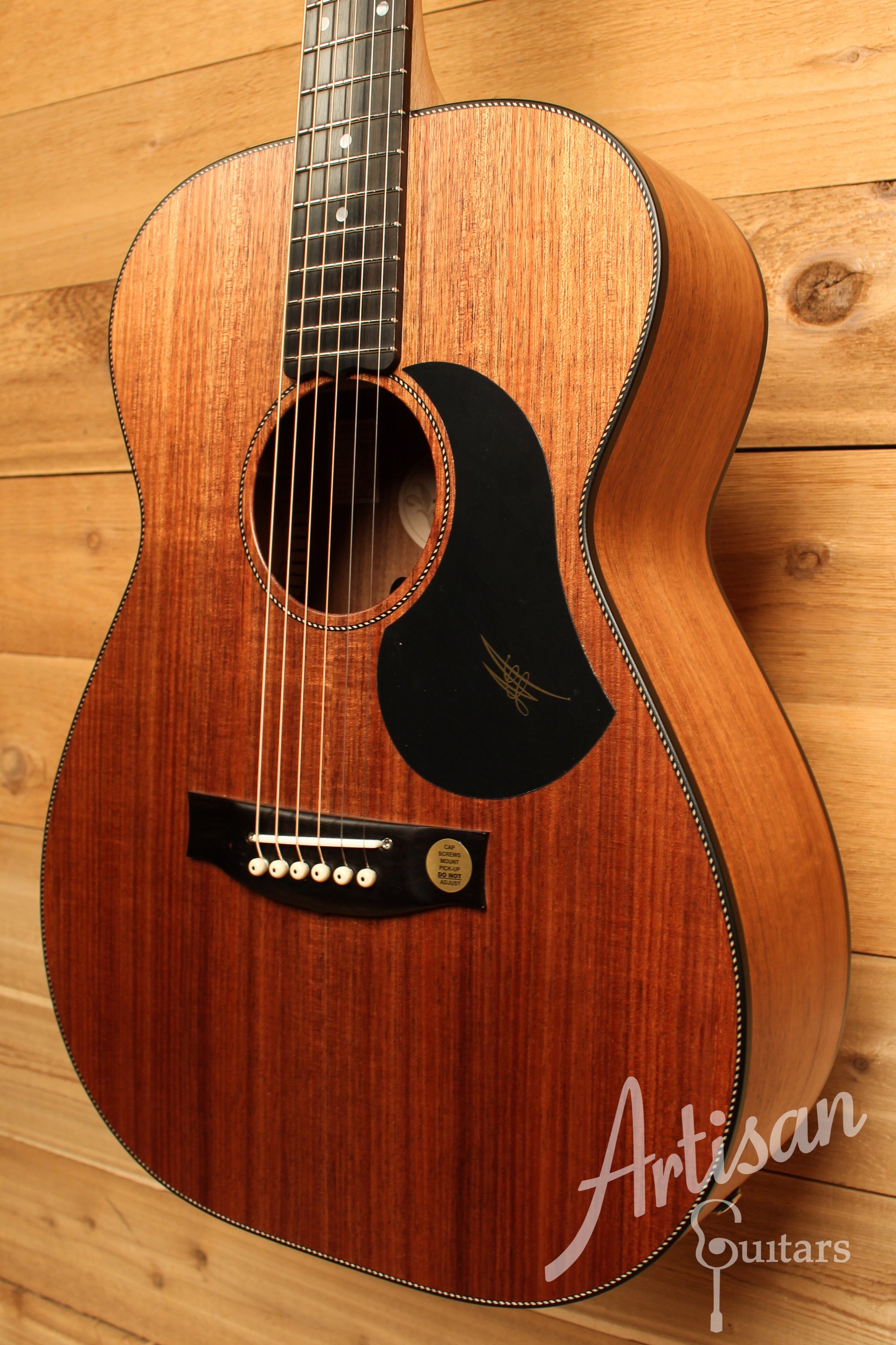 Maton EBW808 Guitar w/ Blackwood Top, Back & Sides w/ AP5 Pro Pickup System ID-12375 - Artisan Guitars