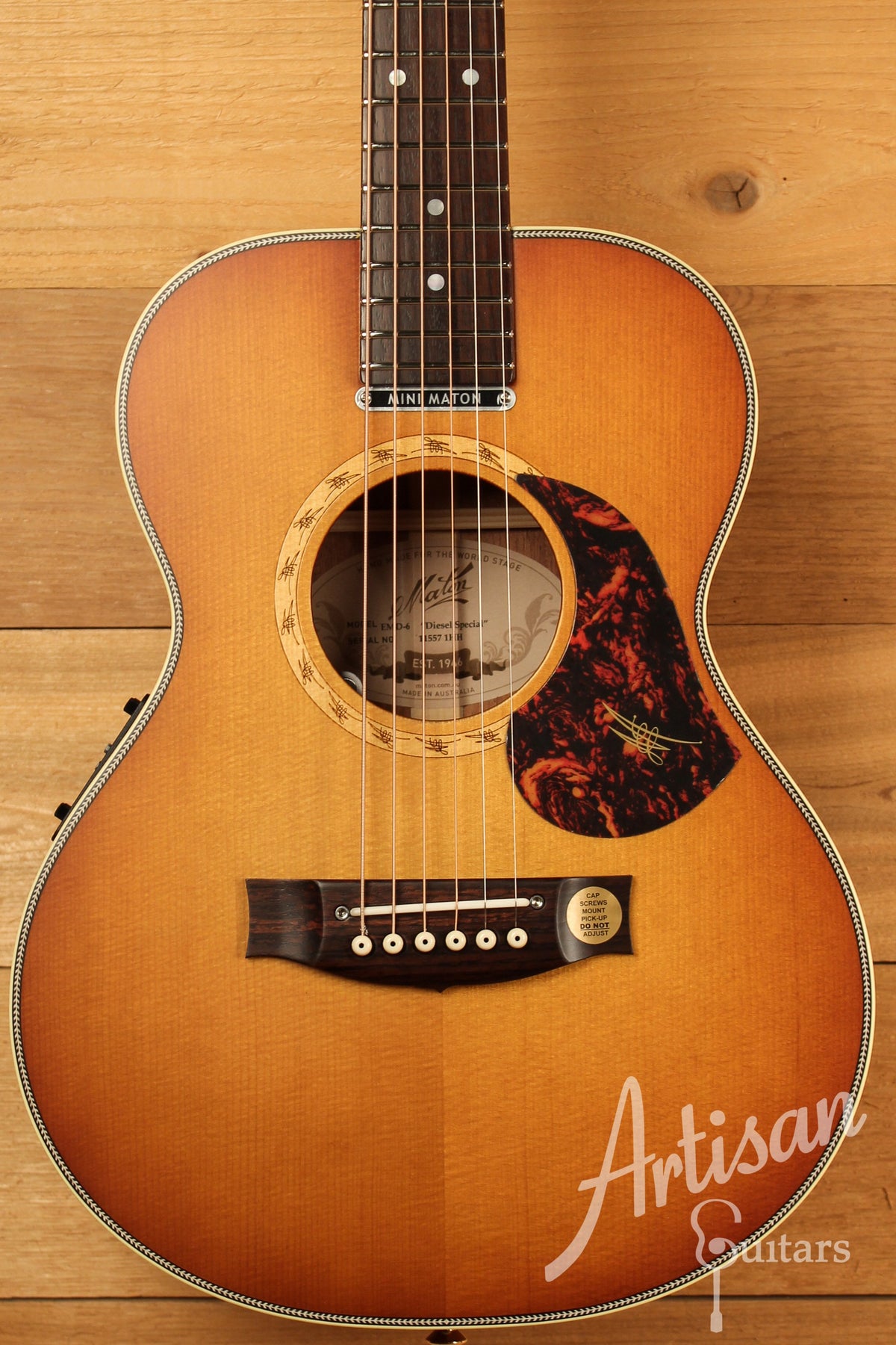 Maton EMD6 Mini Maton Diesel Sitka with Blackwood and Vintage Amber Sunburst  ID-12623 - Artisan Guitars