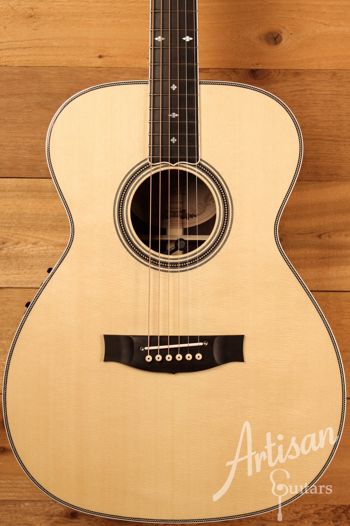 Maton Custom Shop Classic Guitar with European Spruce and Indian Rosewood ID-12628 - Artisan Guitars