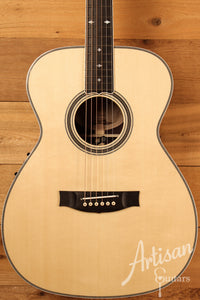 Maton Custom Shop Classic Guitar with European Spruce and Indian Rosewood ID-12628 - Artisan Guitars