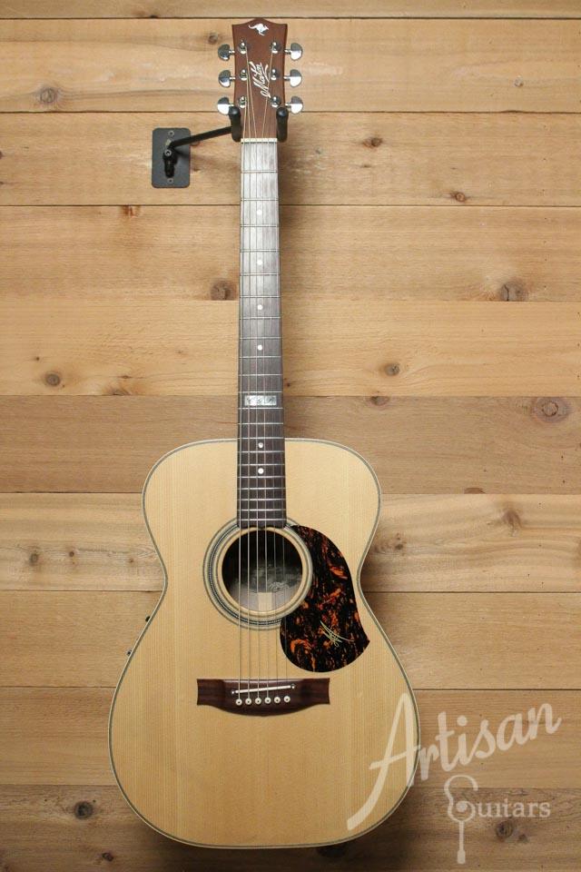 Pre-Owned 2014 Maton EBG808TE Tommy Emmanuel Signature Sitka and Queensland Maple ID-9783 - Artisan Guitars