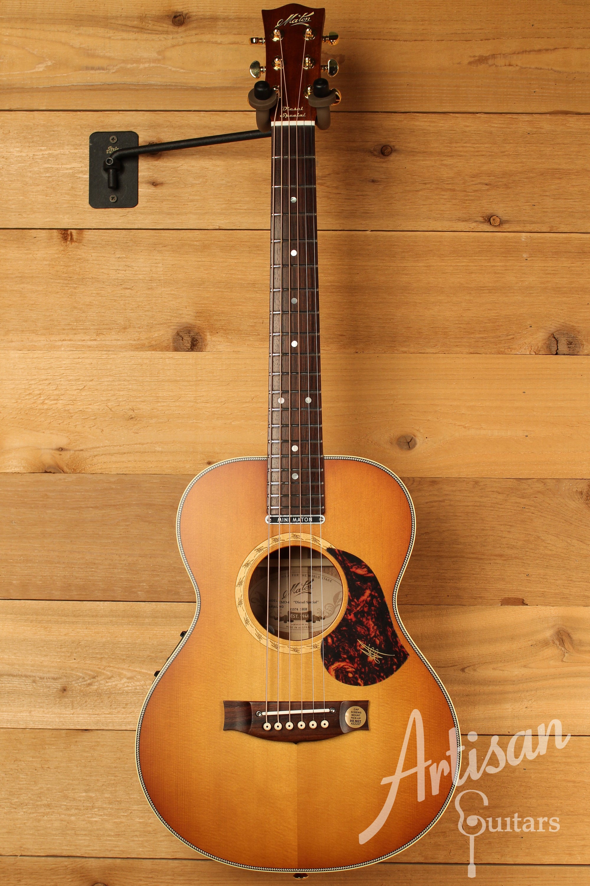 Maton EMD6 Mini Maton Diesel Sitka with Blackwood and Vintage Amber Sunburst ID-12637 - Artisan Guitars