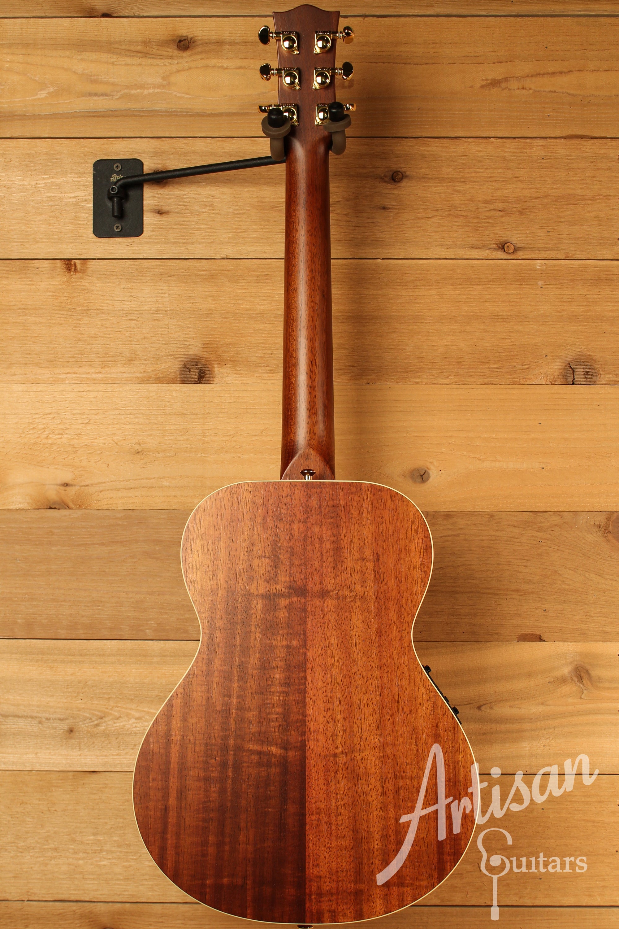 Maton EMD6 Mini Maton Diesel Sitka with Blackwood and Vintage Amber Sunburst ID-12637 - Artisan Guitars