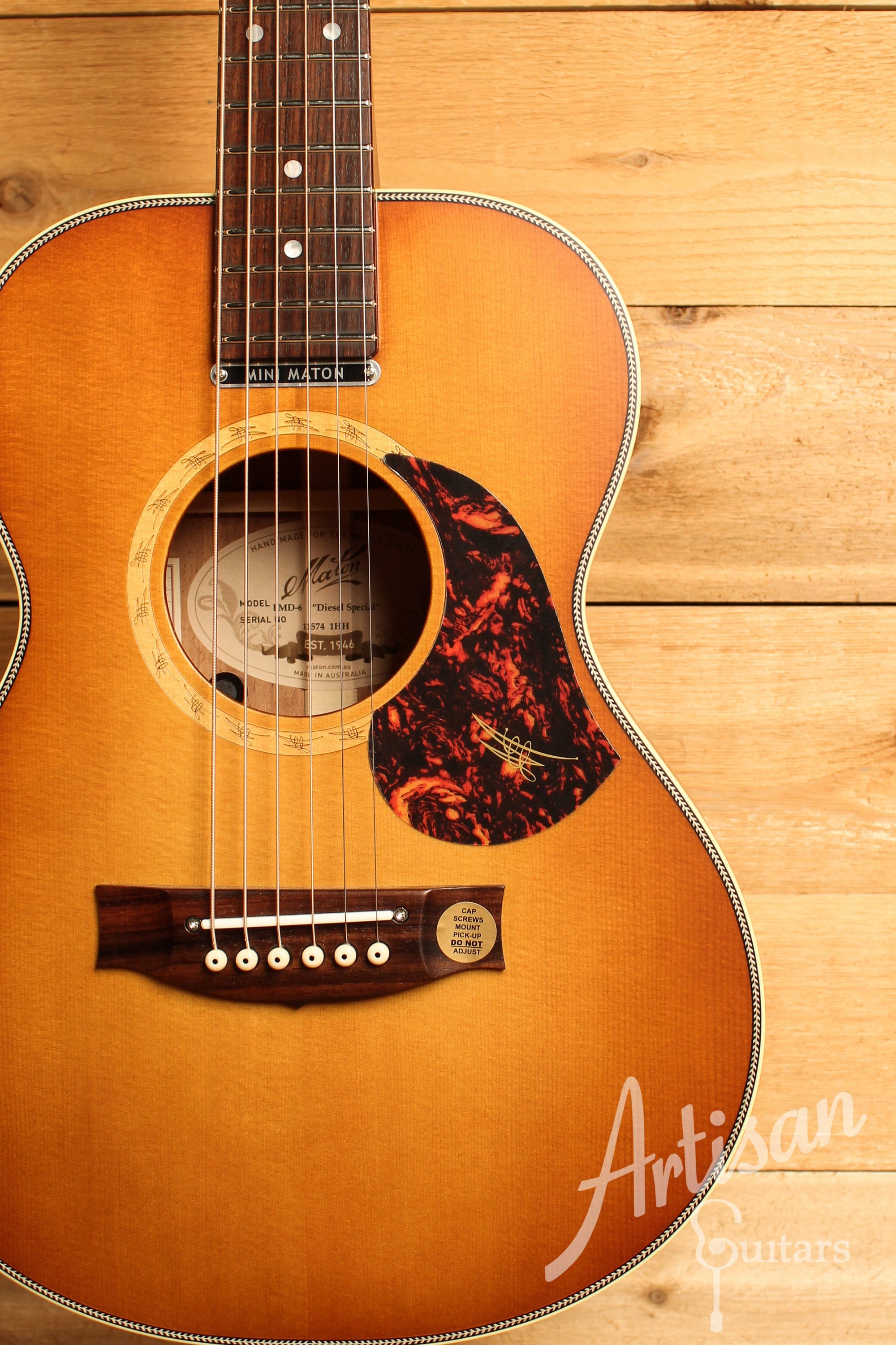 Maton EMD6 Mini Maton Diesel Sitka with Blackwood and Vintage Amber Sunburst ID-12637 - Artisan Guitars