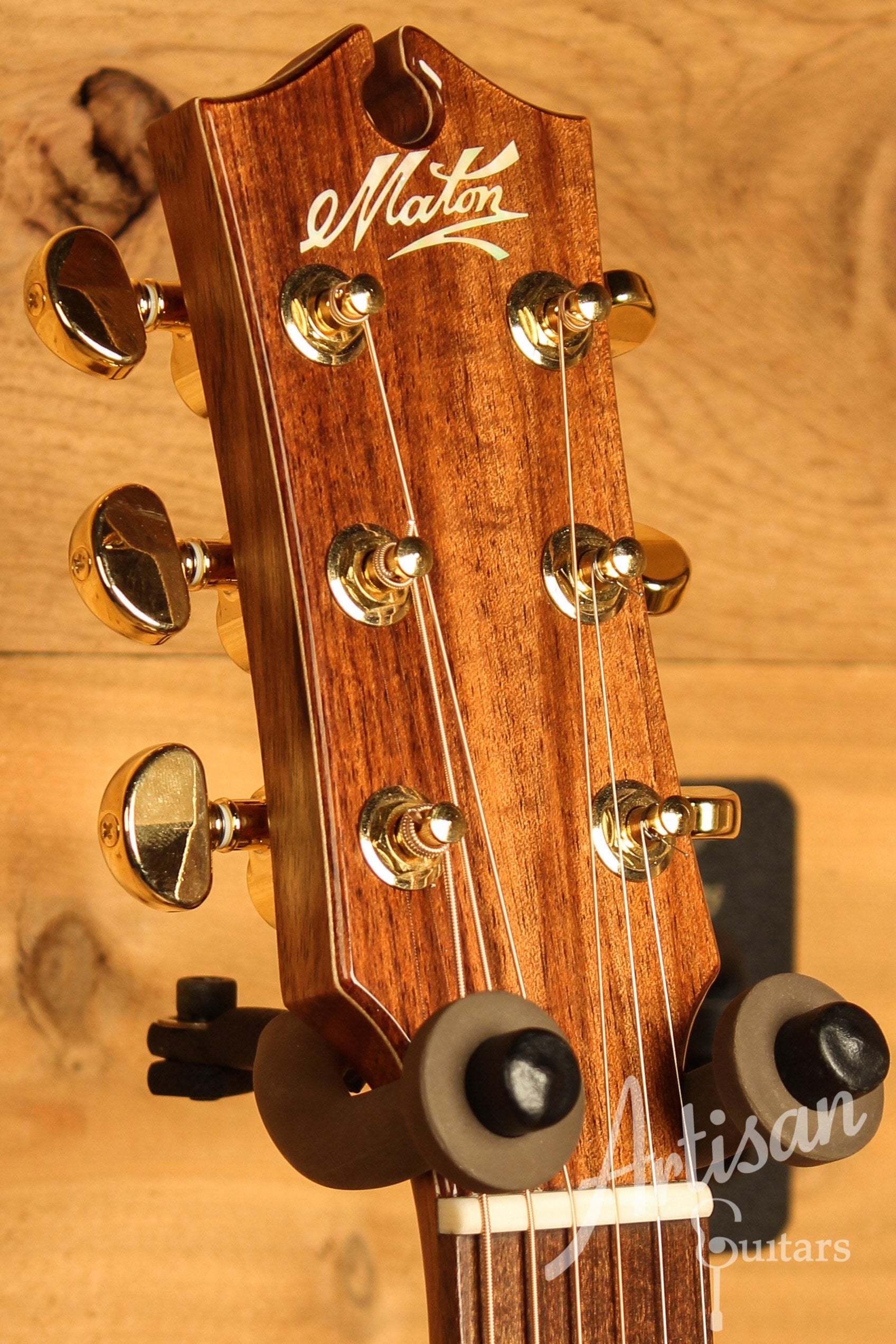 Maton EA808 Australian Series Guitar Bunya and Australian Blackwood ID-12612 - Artisan Guitars