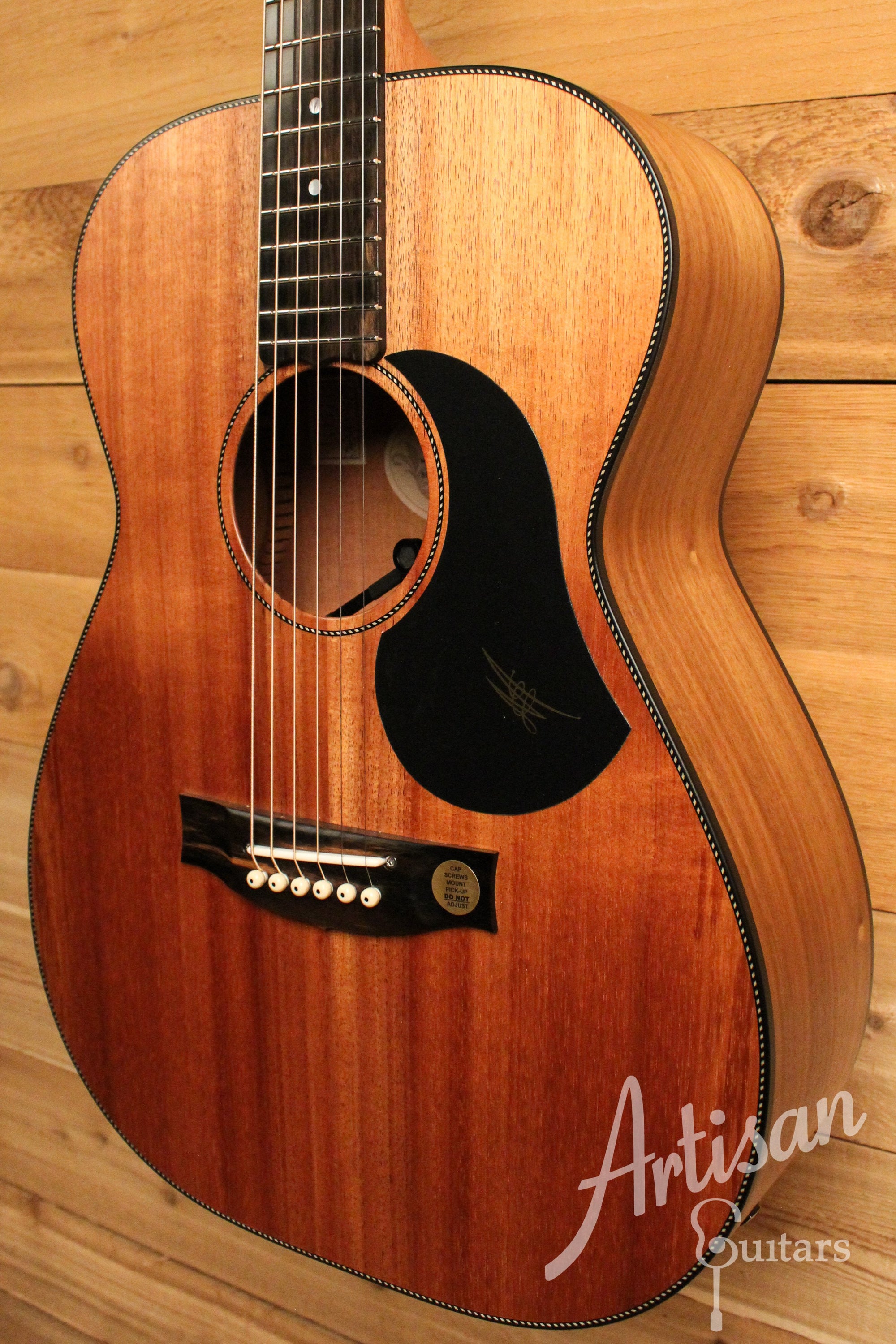 Maton EBW808 Guitar w/ Blackwood Top, Back & Sides w/ AP5 Pro Pickup System ID-12638 - Artisan Guitars