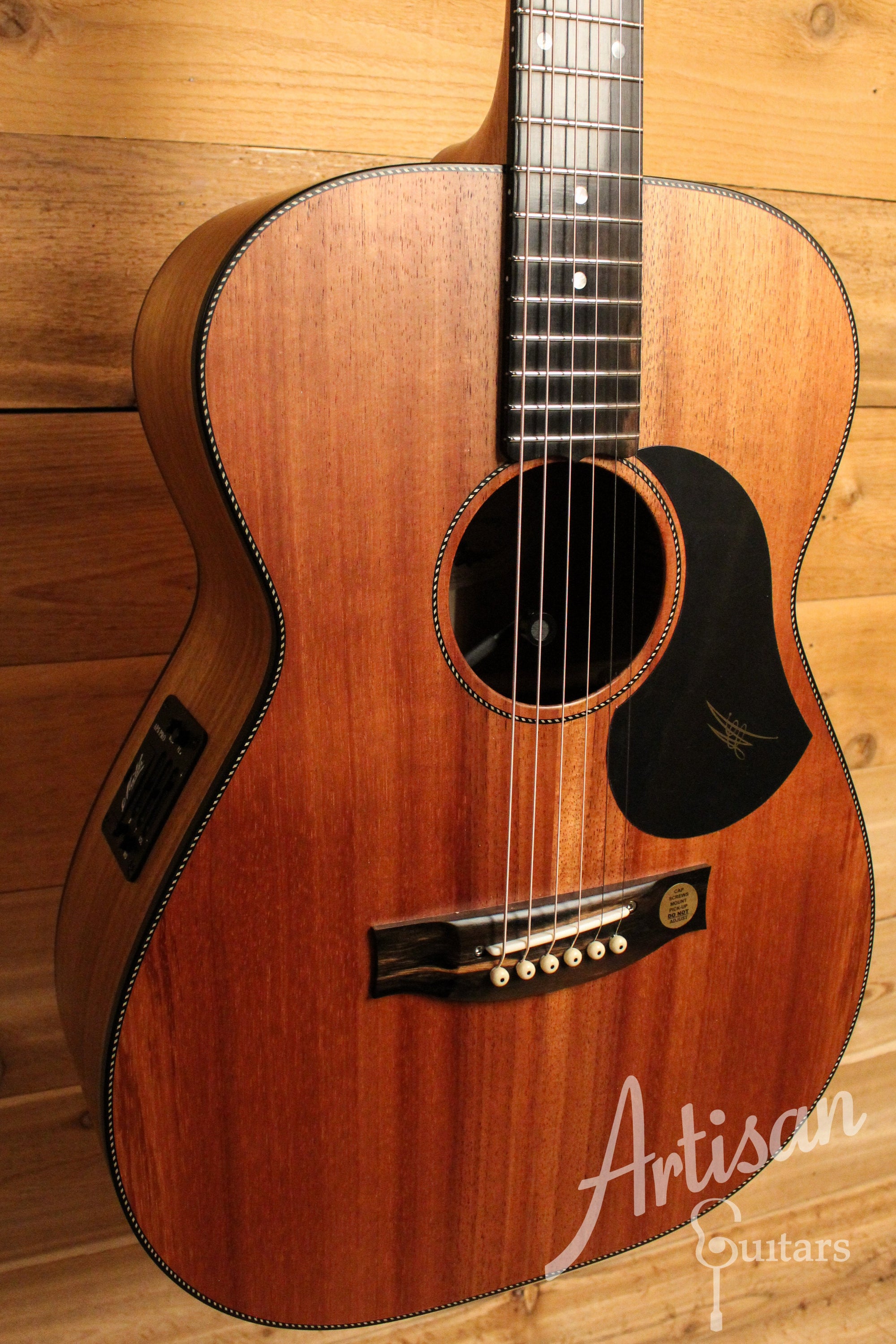 Maton EBW808 Guitar w/ Blackwood Top, Back & Sides w/ AP5 Pro Pickup System ID-12638 - Artisan Guitars