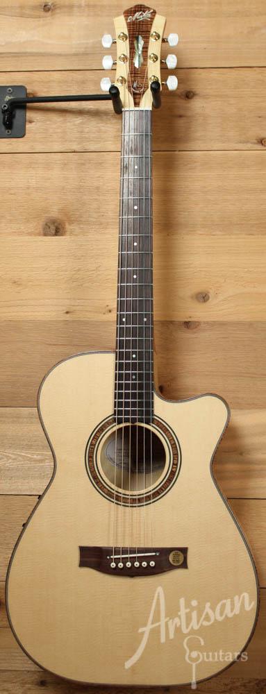 Maton WA May Custom Shop 808 with Sitka Spruce and Figured Satin Box ID-9148 - Artisan Guitars