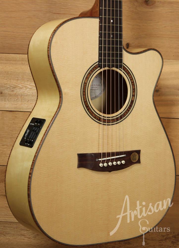 Maton WA May Custom Shop 808 with Sitka Spruce and Figured Satin Box ID-9148 - Artisan Guitars