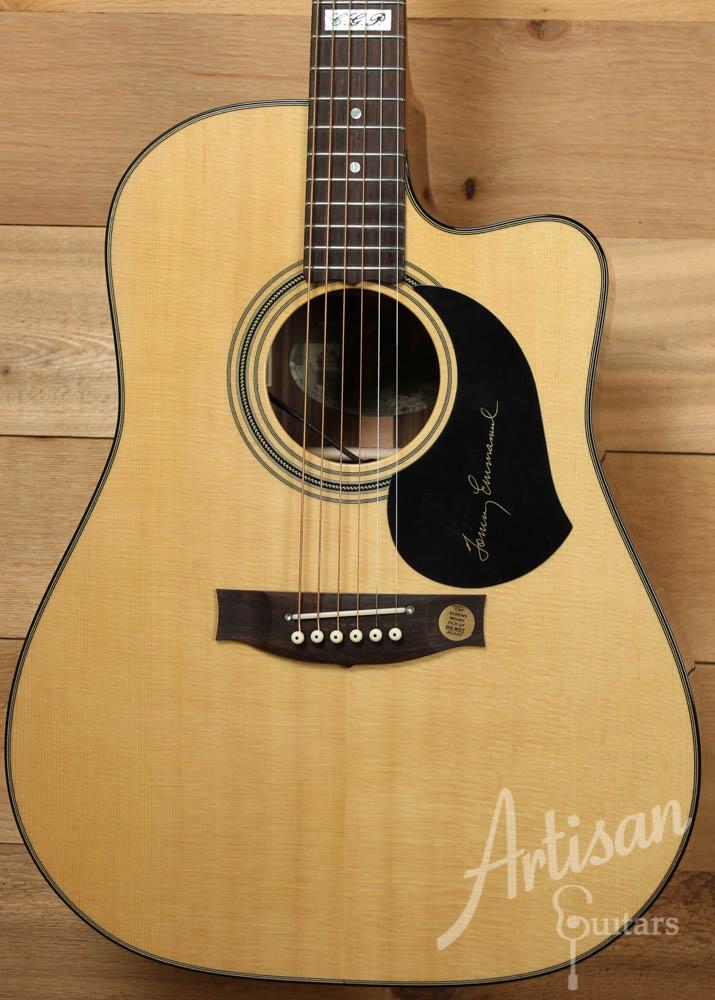 Maton TE1 Tommy Emmanuel Artist Sitka Spruce and Indian Rosewood ID-9152 - Artisan Guitars