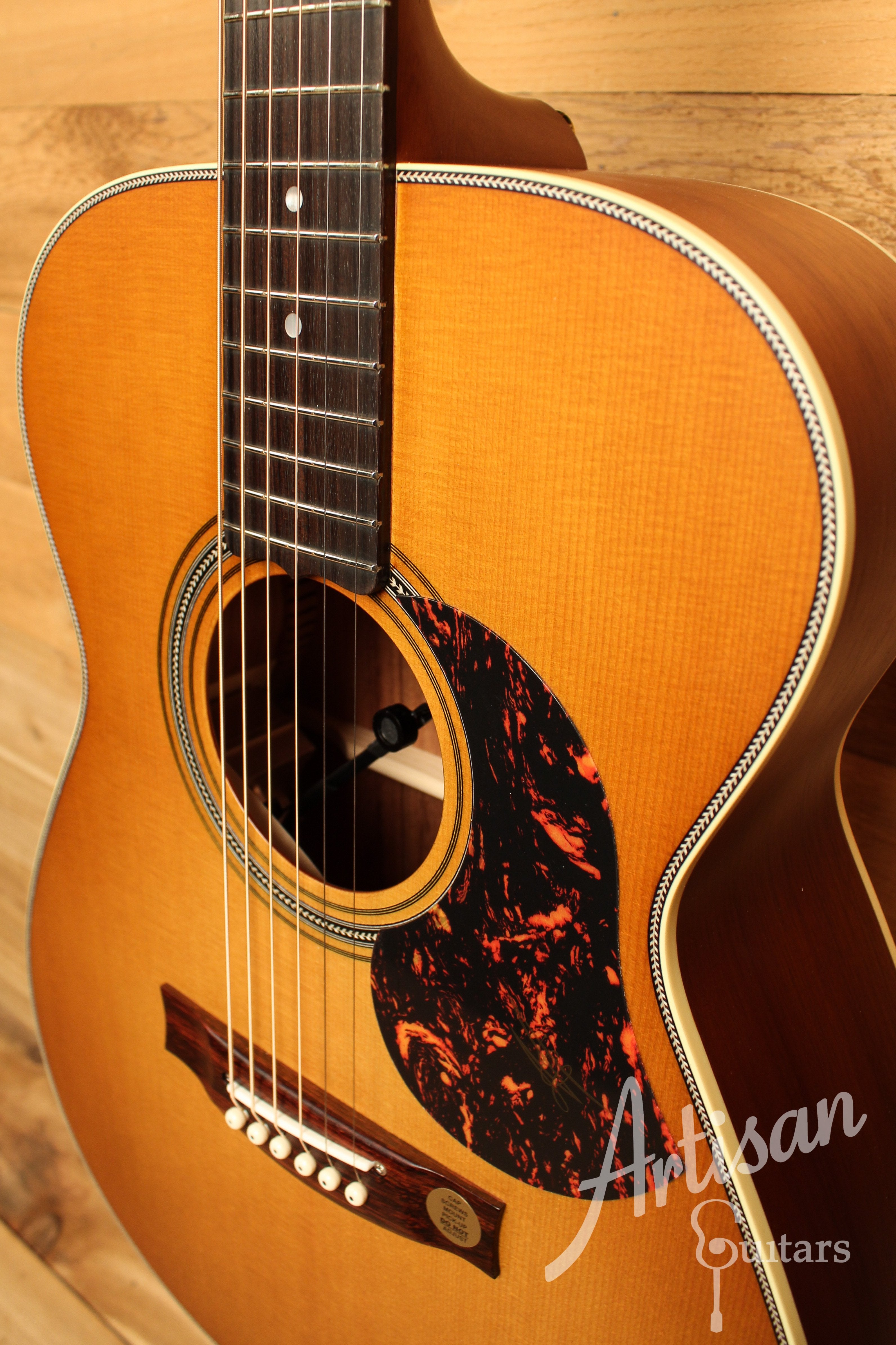 Maton EBG808 Nashville Series Sitka Spruce & Blackwood w/ Vintage Amber Sunburst Finish ID-12649 - Artisan Guitars
