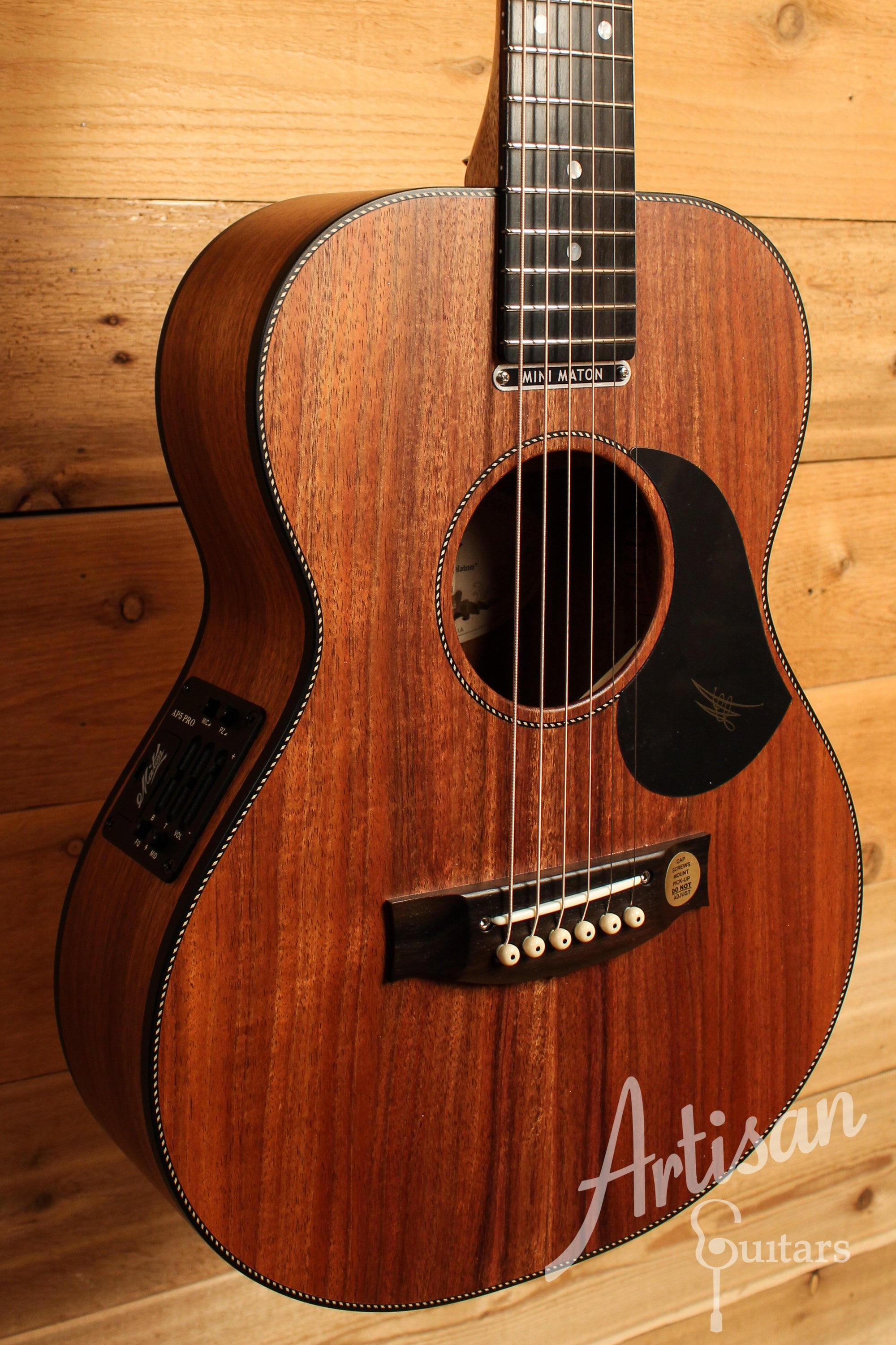 Maton EMBW6 Mini Guitar w/ Blackwood Top, Back & Sides and AP5 Pro Pickup System ID-12652 - Artisan Guitars