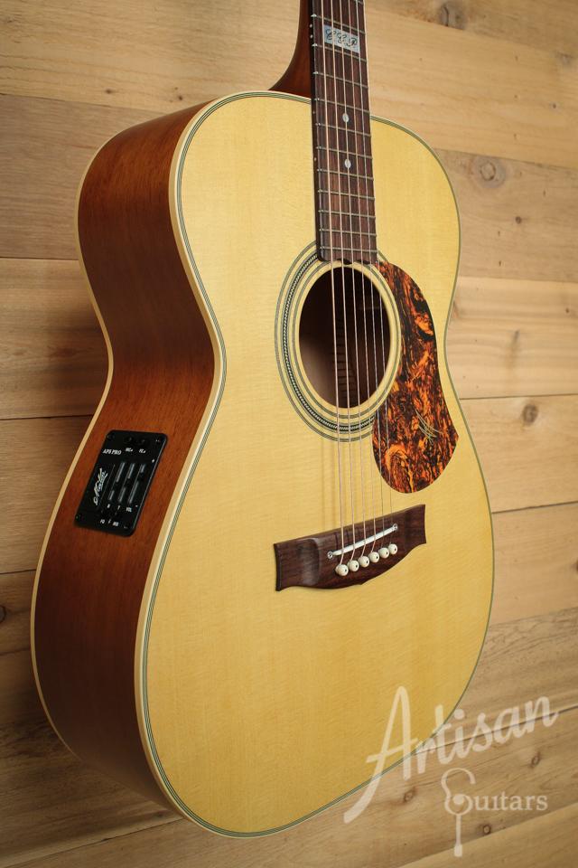 Maton EBG808TE Tommy Emmanuel Signature Sitka and Queensland Maple with AP5-Pro pickup ID-9891 - Artisan Guitars