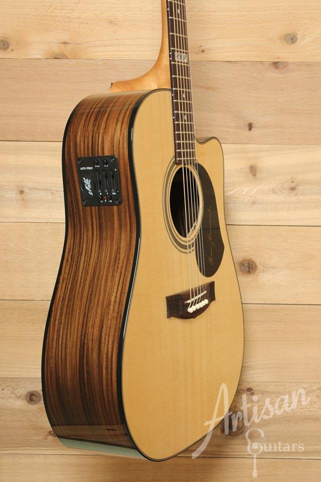 Pre-Owned 2014 Maton TE1 Tommy Emmanuel Artist Sitka Spruce and Indian Rosewood ID-9903 - Artisan Guitars