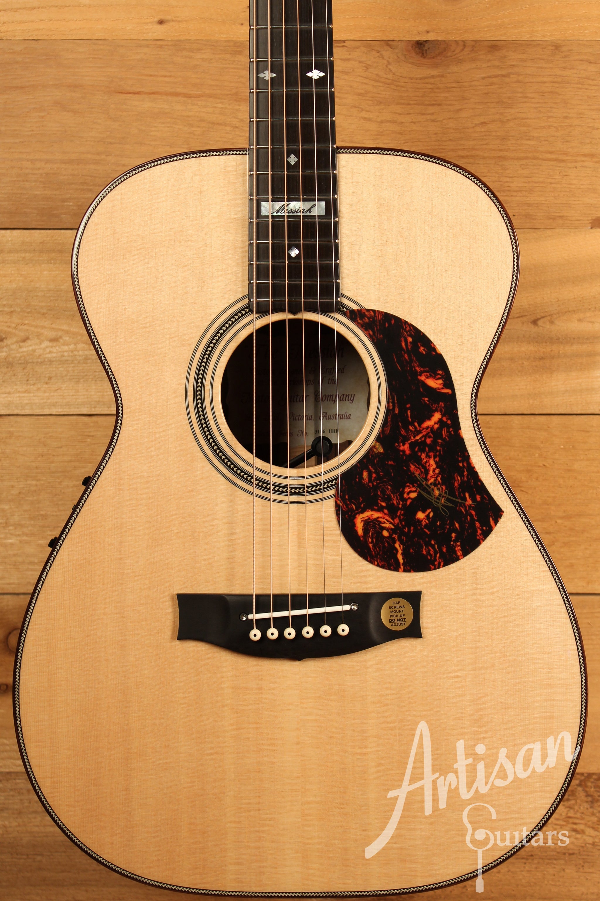 Maton EM100 808 Messiah Series with Sitka and Indian Rosewood ID-12429 - Artisan Guitars