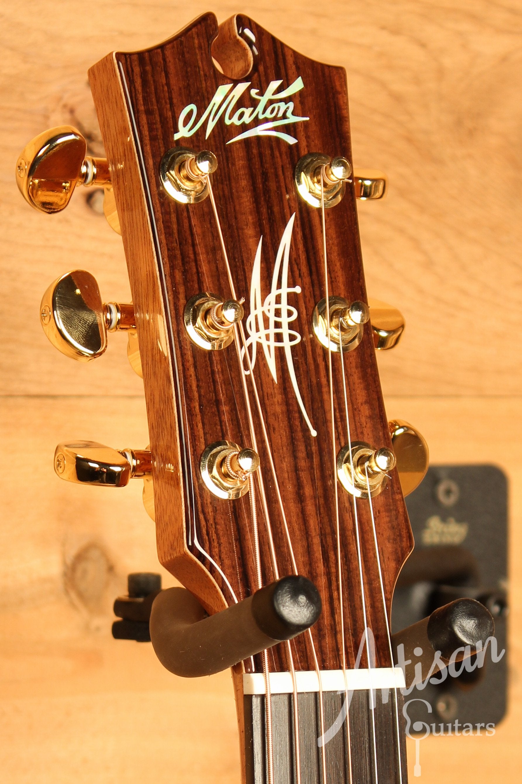 Maton EM100 808 Messiah Series with Sitka and Indian Rosewood ID-12429 - Artisan Guitars