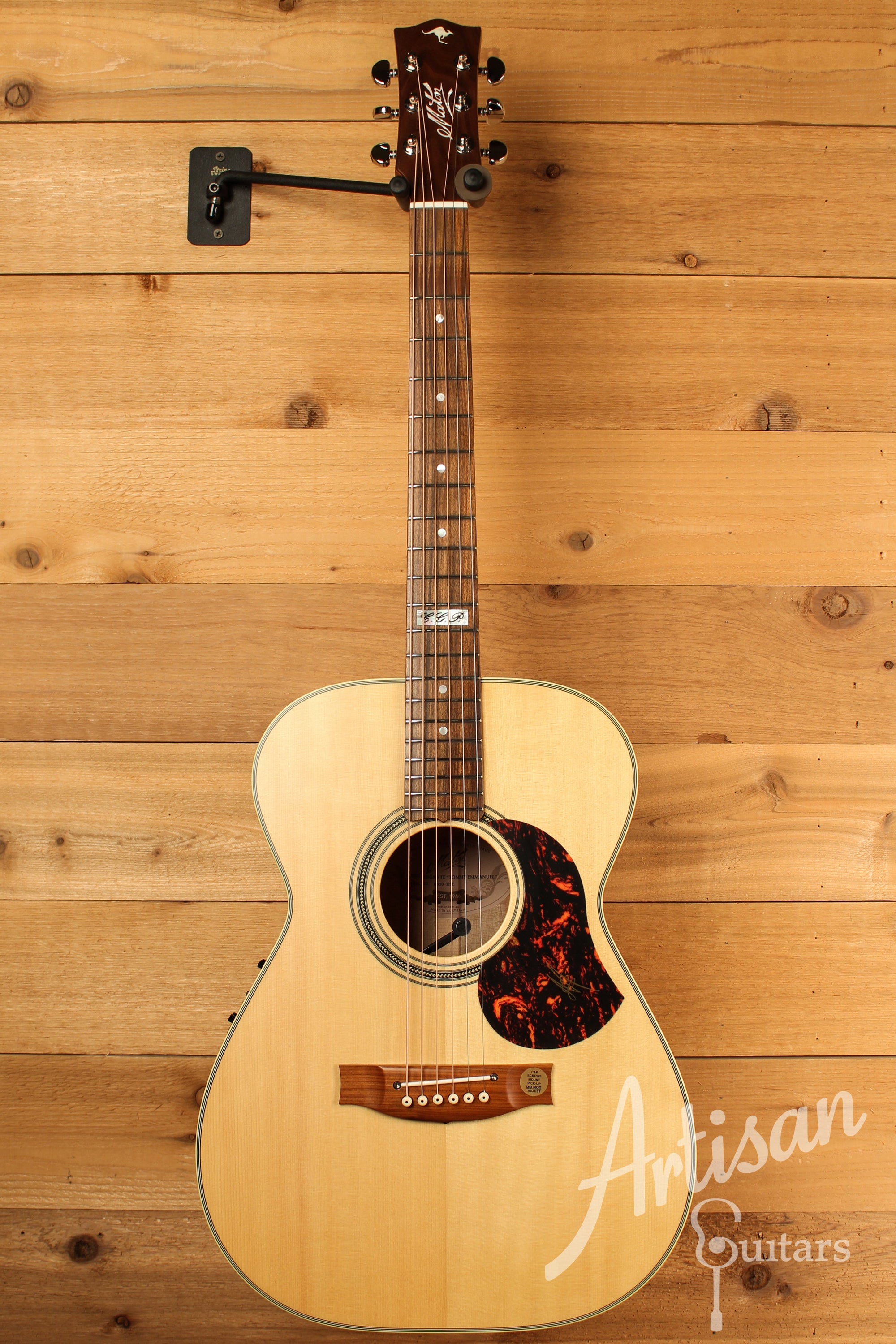 Maton EBG 808 TE Tommy Emmanuel Signature Guitar ID-12431 - Artisan Guitars