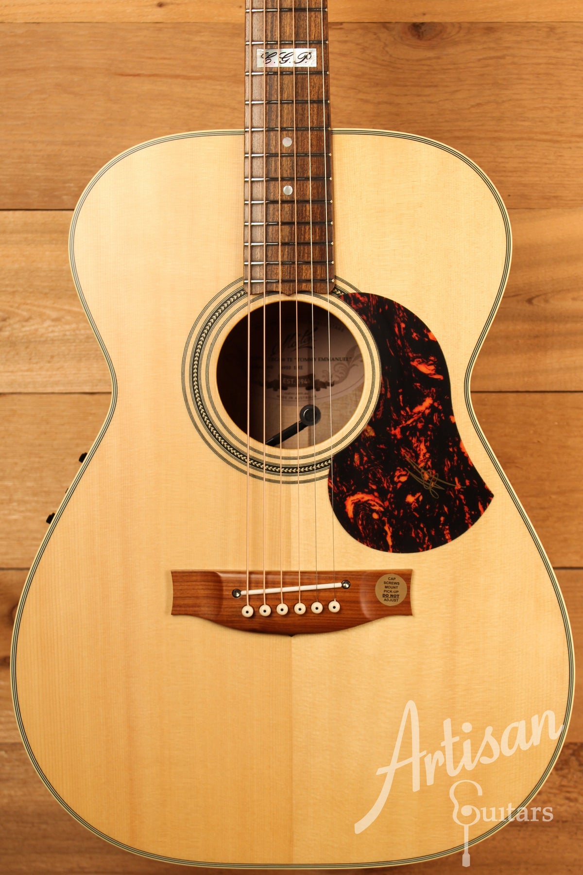 Maton EBG 808 TE Tommy Emmanuel Signature Guitar ID-12431 - Artisan Guitars