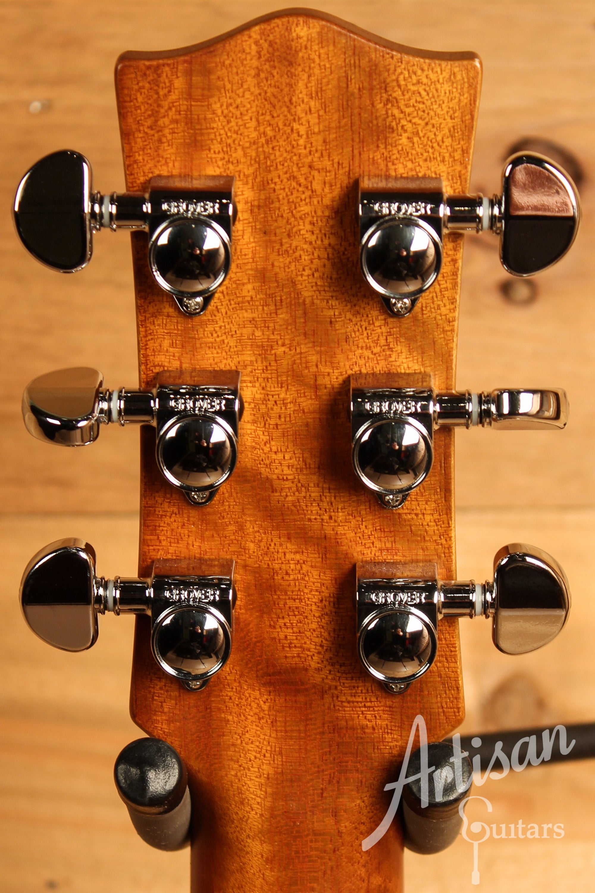 Maton EBG 808 TE Tommy Emmanuel Signature Guitar ID-12431 - Artisan Guitars
