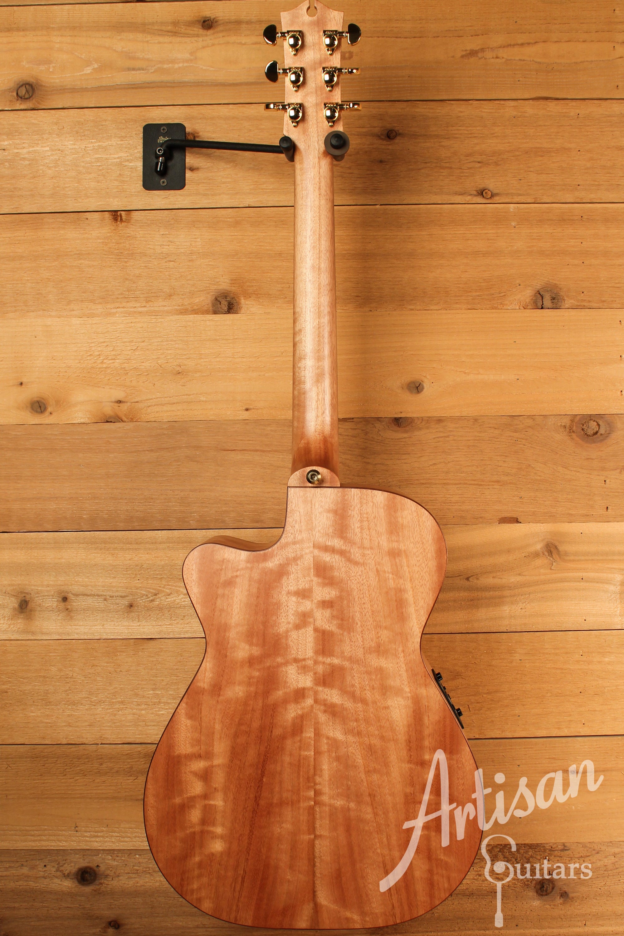 Maton EBG 808C MIC FIX Michael Fix Signature Guitar Sitka and Queensland Maple with Cutaway ID-12432 - Artisan Guitars