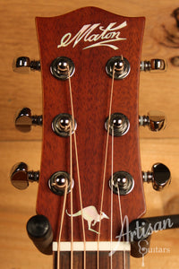 Maton EMTE Tommy Emmanuel Signature Mini Guitar Sitka Spuce and Queensland Maple ID-12433 - Artisan Guitars
