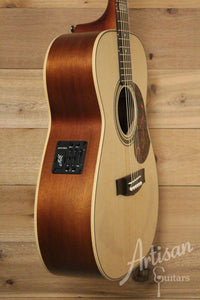 Pre-Owned 2014 Maton EBG808TE Tommy Emmanuel Signature Sitka and Queensland Maple ID-9976 - Artisan Guitars