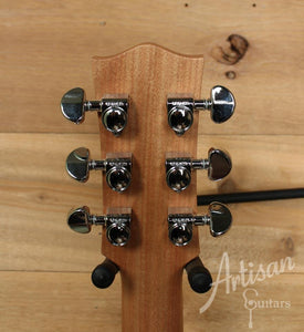 Maton SRS808 Western Red Cedar and Solid Blackwood ID-9952 - Artisan Guitars