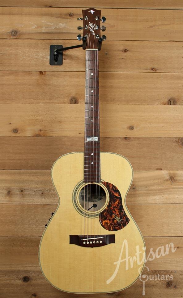 Maton EBG808TE Tommy Emmanuel Signature Sitka and Queensland Maple with AP5-Pro pickup ID-9947 - Artisan Guitars