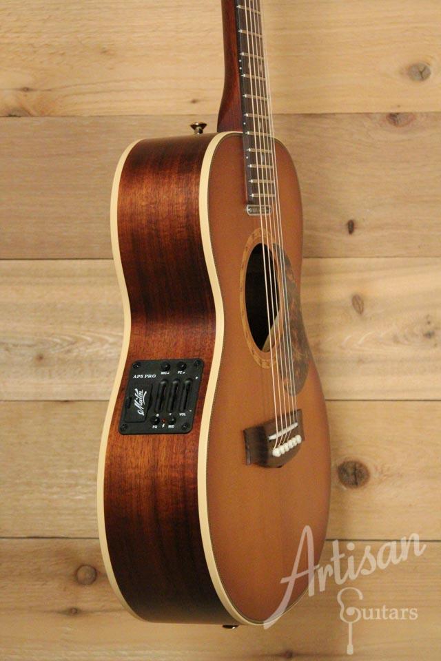 Maton EMD 6 Mini Maton Diesel Guitar Sitka with Blackwood and Vintage Amber Sunburst ID-9951 - Artisan Guitars