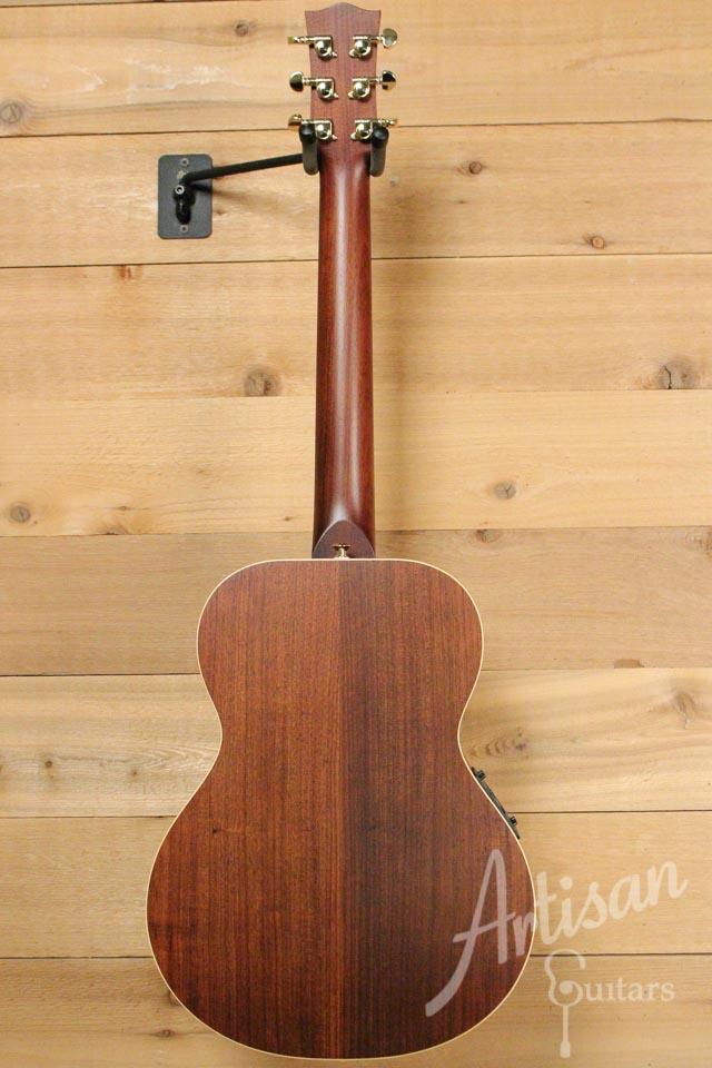 Maton EMD 6 Mini Maton Diesel Guitar Sitka with Blackwood and Vintage Amber Sunburst ID-9951 - Artisan Guitars