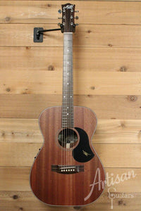 Maton M808 Sapele Top, Back, and Sides with AP5 Pro pickup ID-9953 - Artisan Guitars