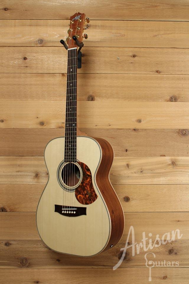 Maton EBG808 Artist Series Sitka Spruce and Blackwood  ID-9950 - Artisan Guitars