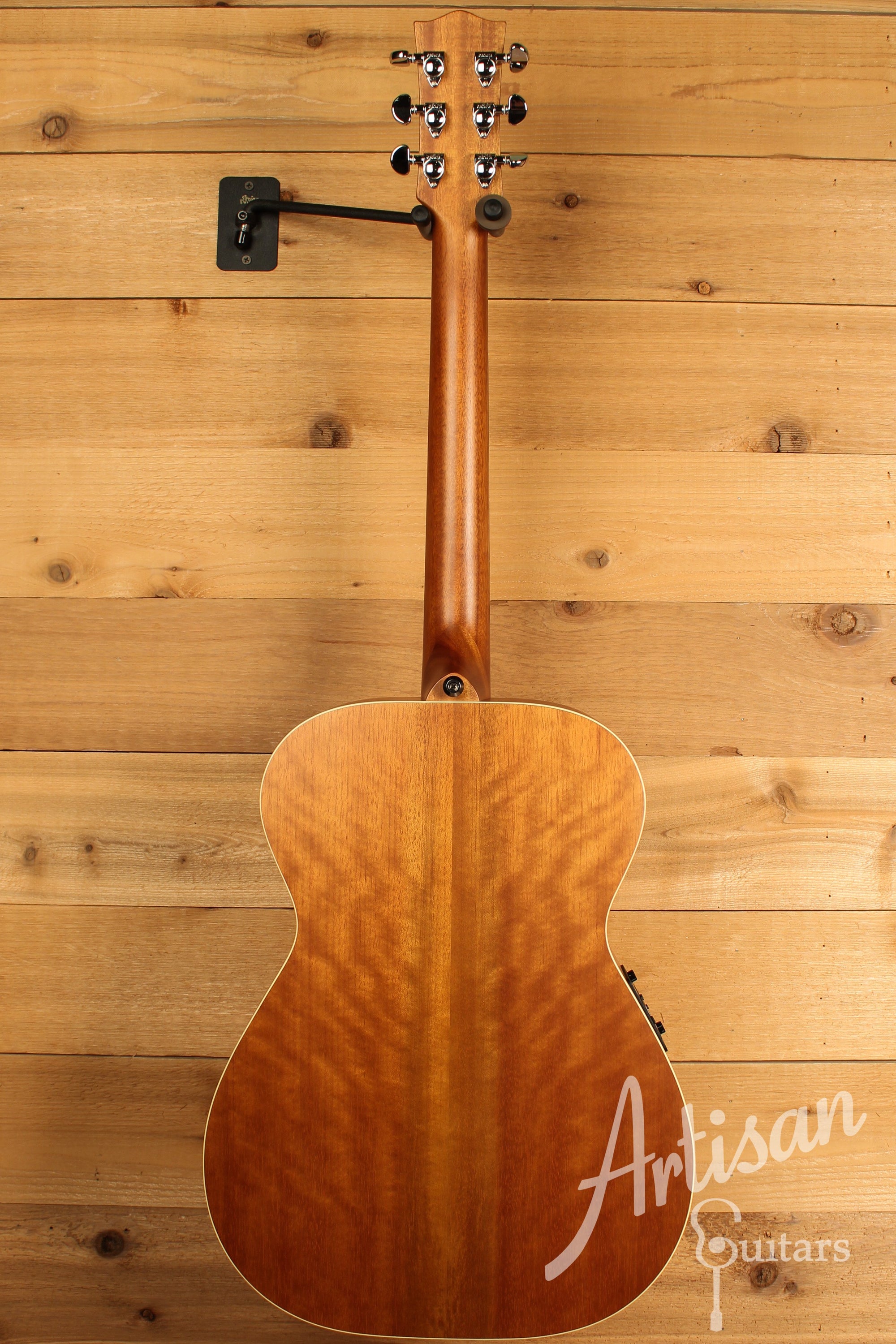 Maton EBG 808 TE Tommy Emmanuel Signature Guitar ID-12443 - Artisan Guitars
