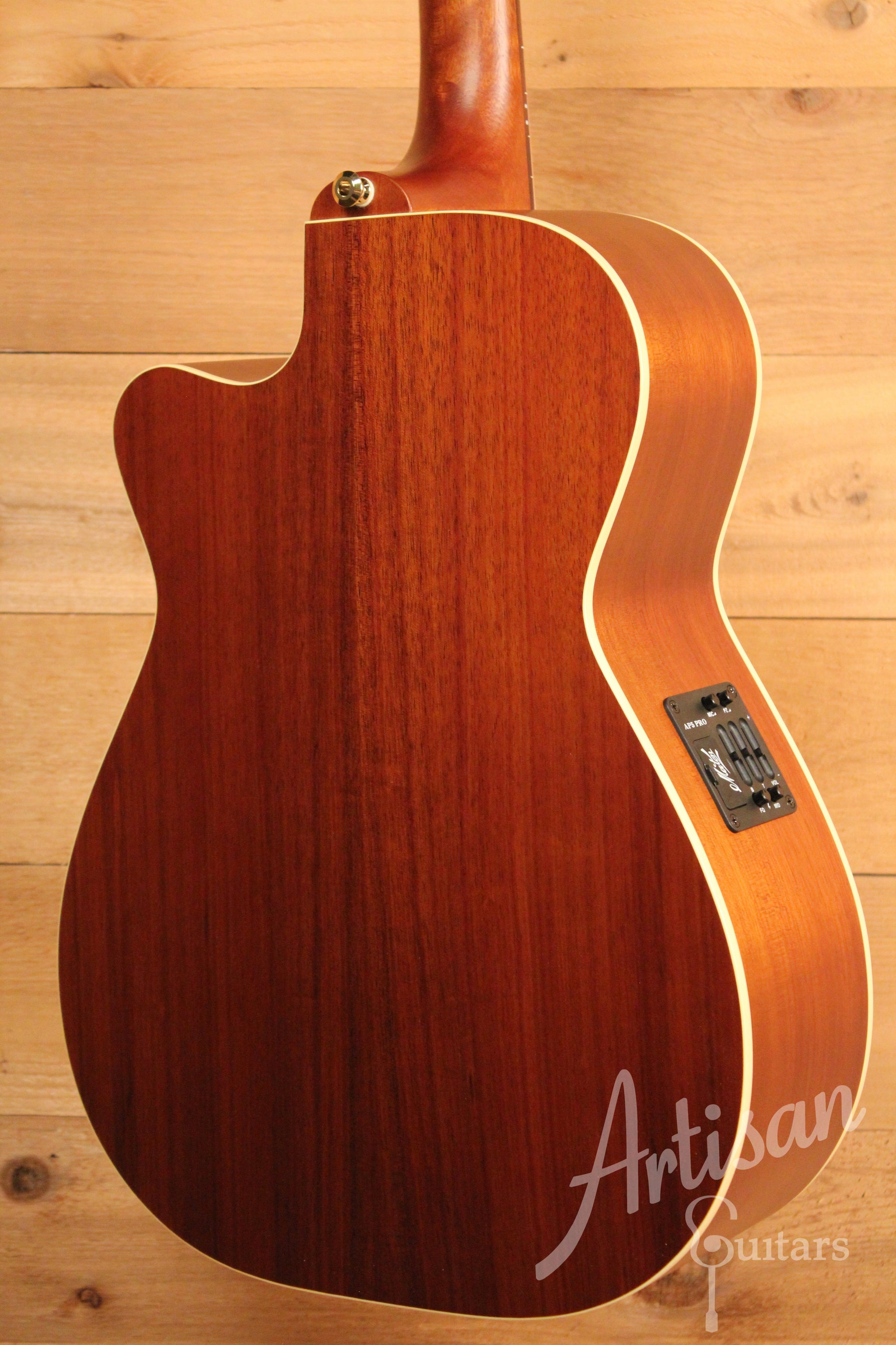 Maton EBG 808C Nashville Guitar with Cutaway AP5 Pro in Vintage Amber Sunburst ID-11404 - Artisan Guitars