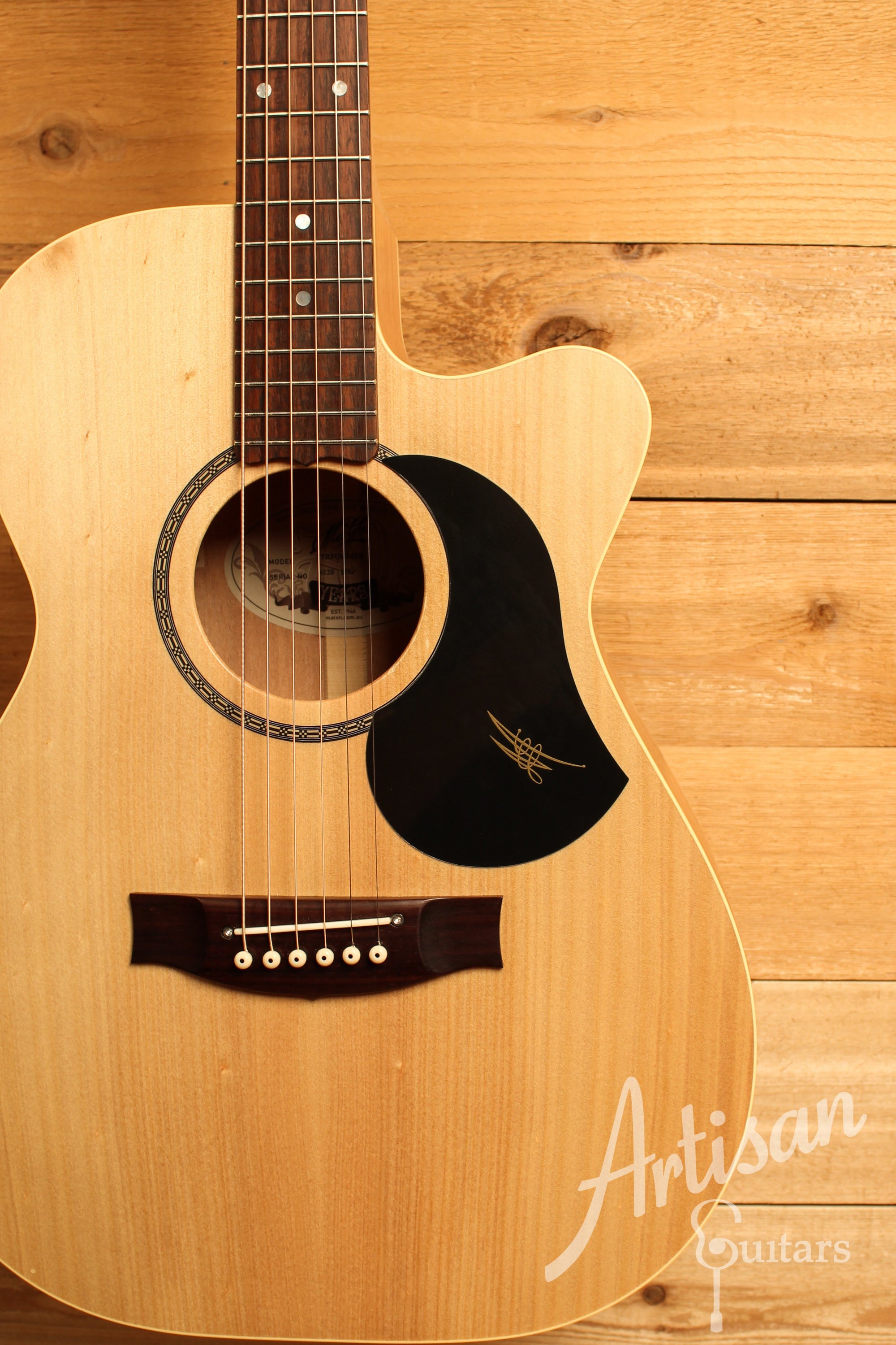 Maton EBG808CL Performer Series Bunya & Queensland Maple w/ Cutaway Pre-Owned 2016 ID-12462 - Artisan Guitars
