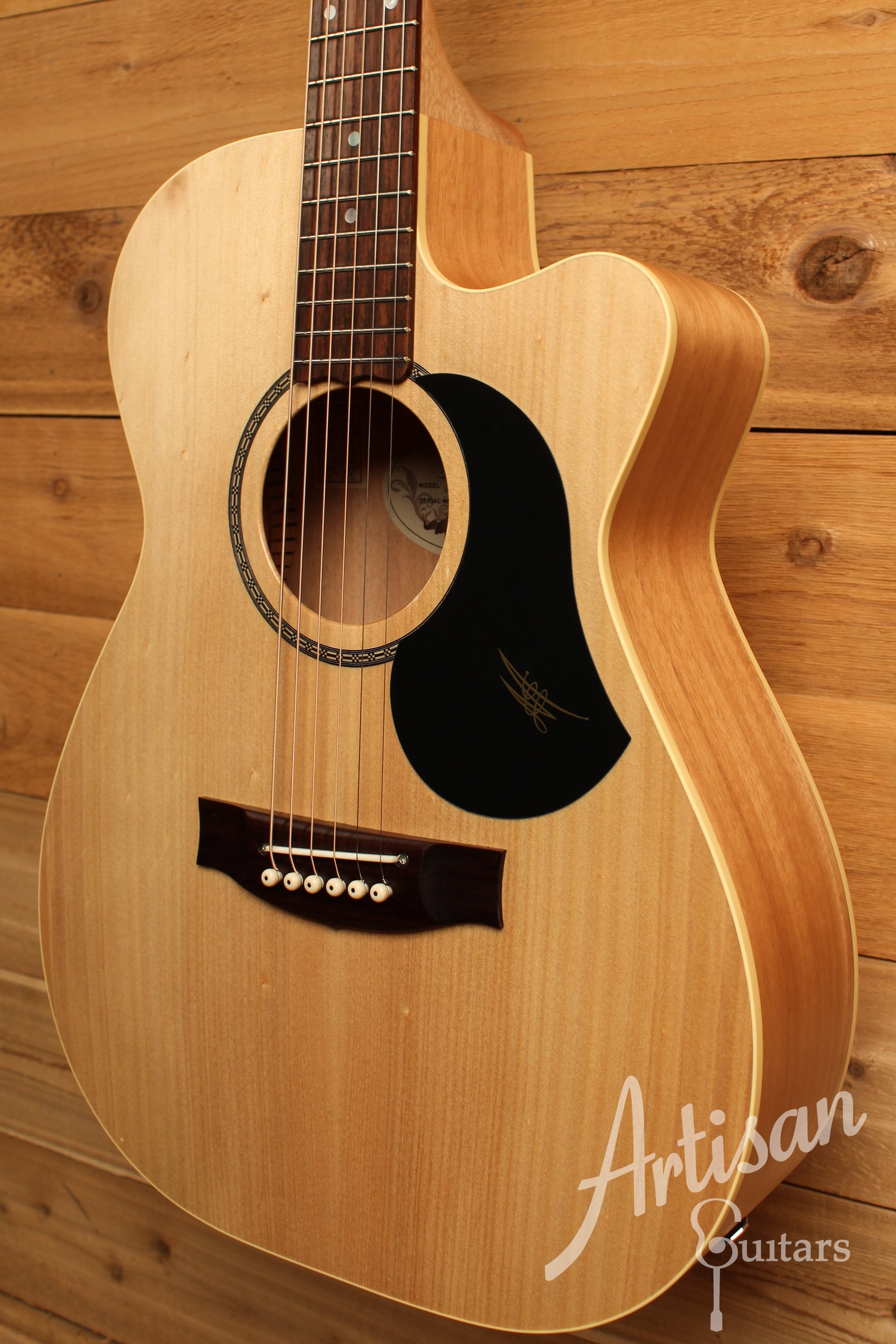 Maton EBG808CL Performer Series Bunya & Queensland Maple w/ Cutaway Pre-Owned 2016 ID-12462 - Artisan Guitars