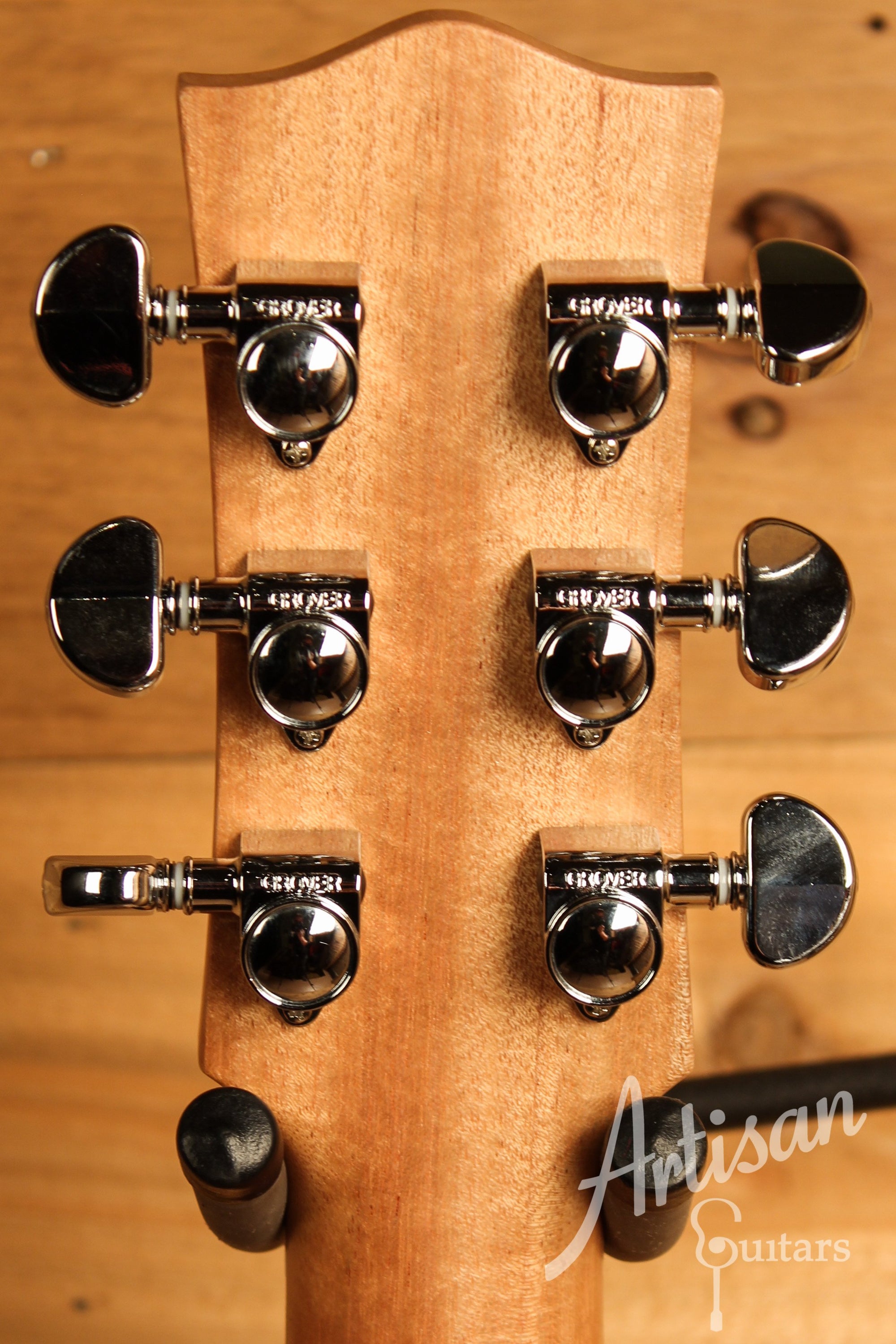 Maton EBW70C Blackwood Dreadnought w/ AP5 Pro ID-12463 - Artisan Guitars
